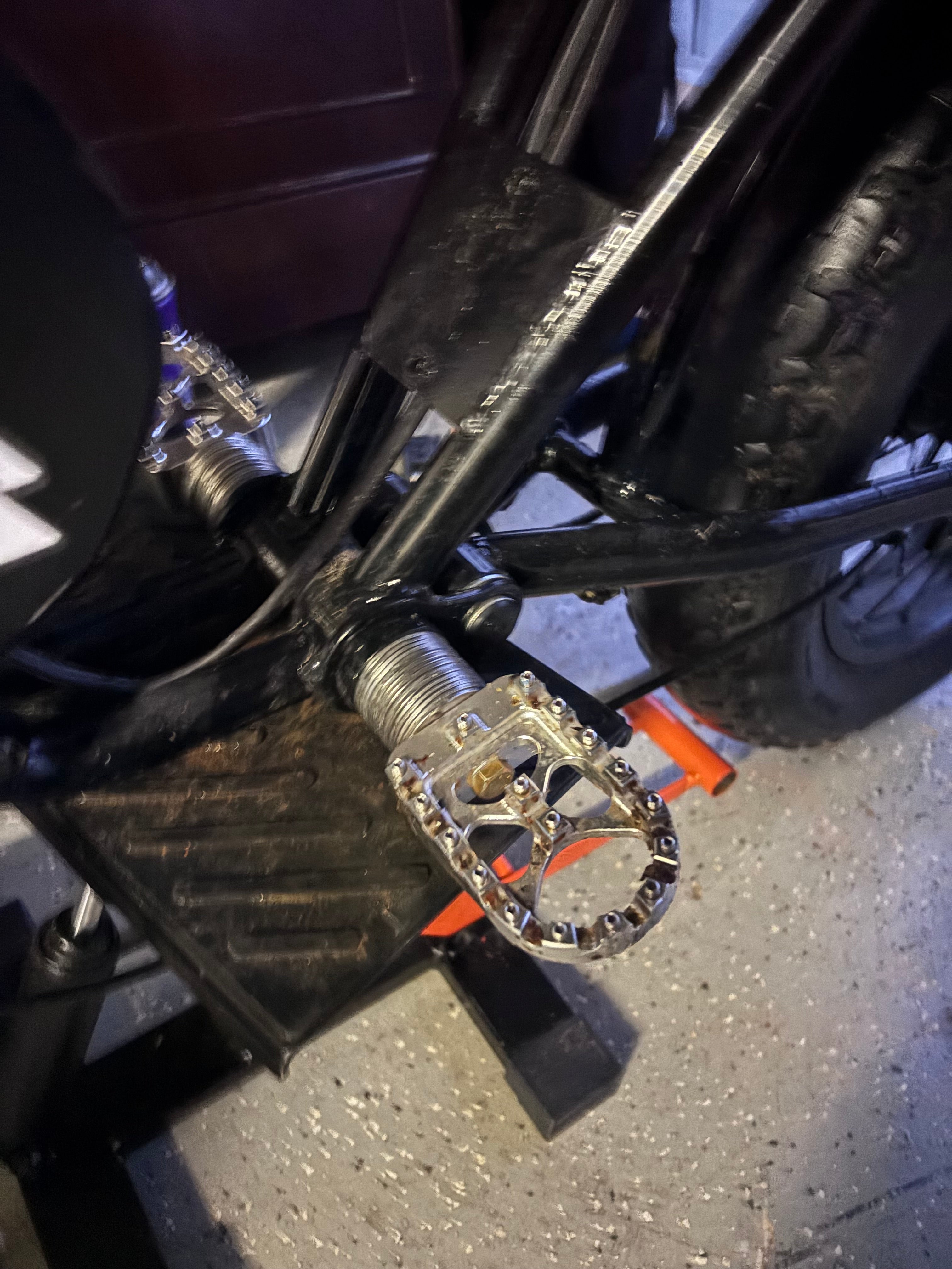 E-bike peg Kit